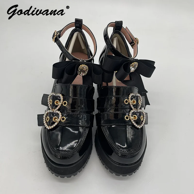 Japanese Spring and Autumn Heart Rhinestone Buckle Round Head Chunky Heel Women's High Heel Patent Leather Pump Shoes