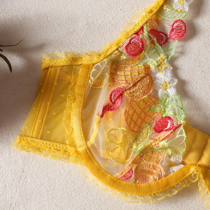 Candy 2025 Wedding Underwear Sexy Floral Embroidery Lingerie Set Push Up Transparent Lace new Bralette Delicate 2pcs Woman Fairy Bra Set