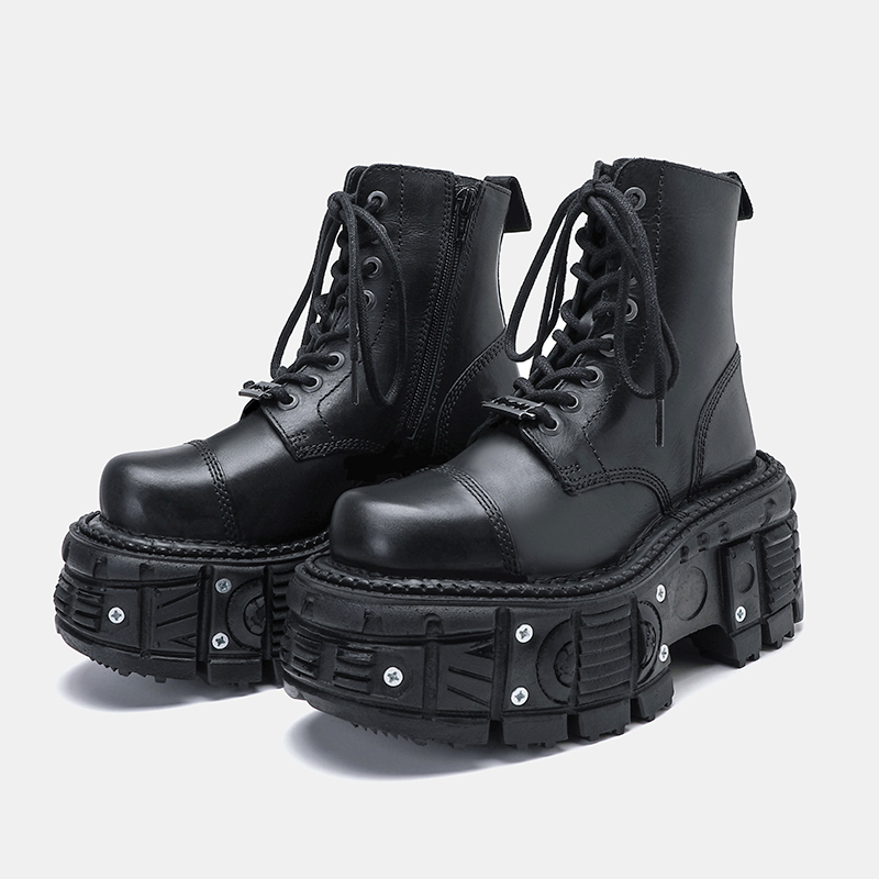 Chunky Platform Punk Style Sneakers Women Casual Metal Decoration Flat Shoes Gothic Dark Thick Bottom Lace Up Tennis Sneakers