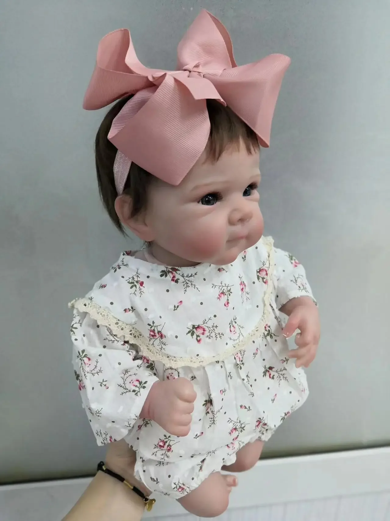 18inch Bettie Newborn Baby Reborn Doll Lifelike Soft Touch Cuddly Baby Multiple Layers Painting 3D Skin with Visible Veins