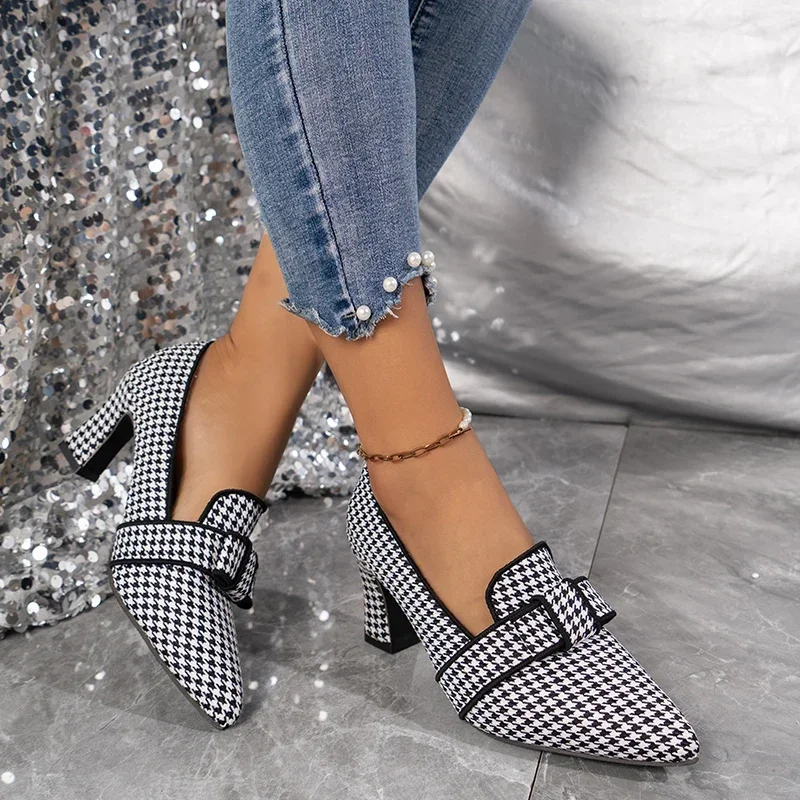 2025 new Fashion Retro Plaid Soft Leather High Heels Spring Pointed Toe Thick Heel Women's Shoes Pumps b3f8