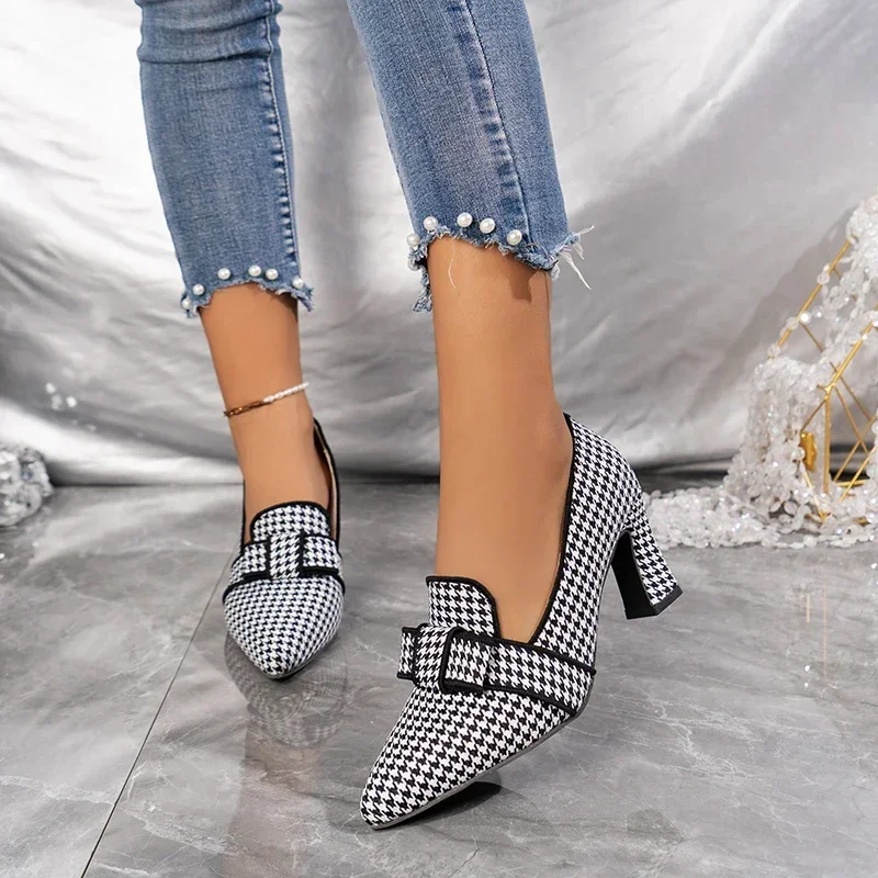 2025 new Fashion Retro Plaid Soft Leather High Heels Spring Pointed Toe Thick Heel Women's Shoes Pumps b3f8