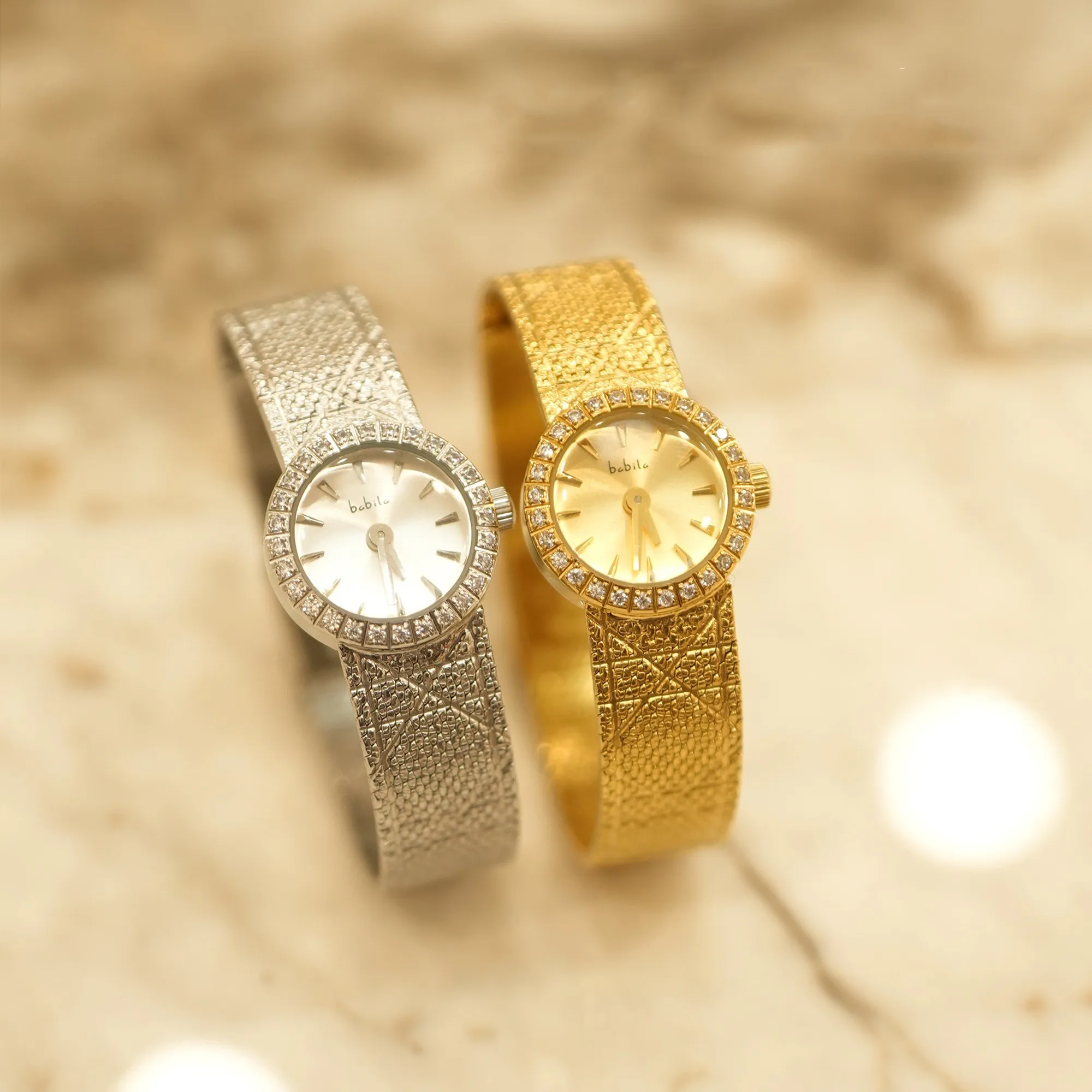 Vintage Small Dial 2023 Women's Watch Diamond Retro Luxury Elegant Gifts Brass Band 24K Gold Plated High Quality