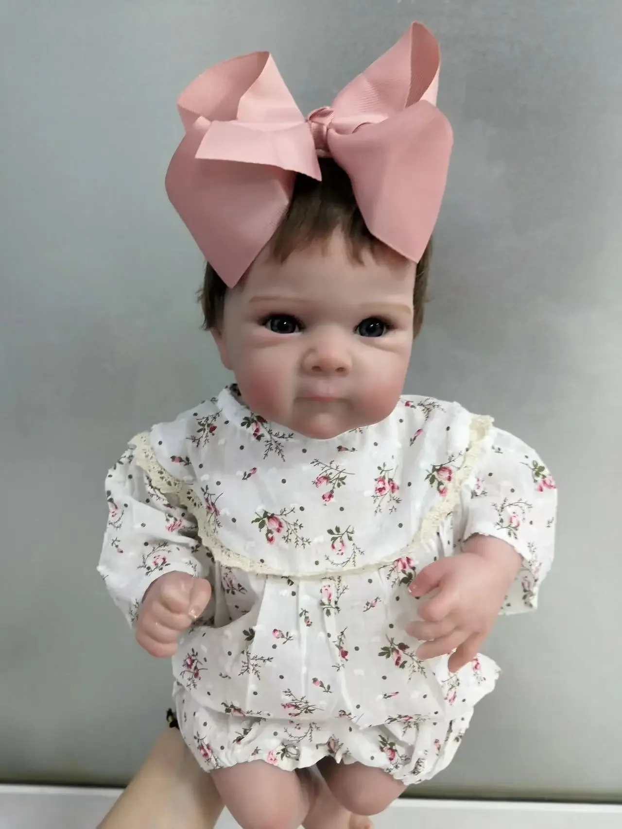 18inch Bettie Newborn Baby Reborn Doll Lifelike Soft Touch Cuddly Baby Multiple Layers Painting 3D Skin with Visible Veins