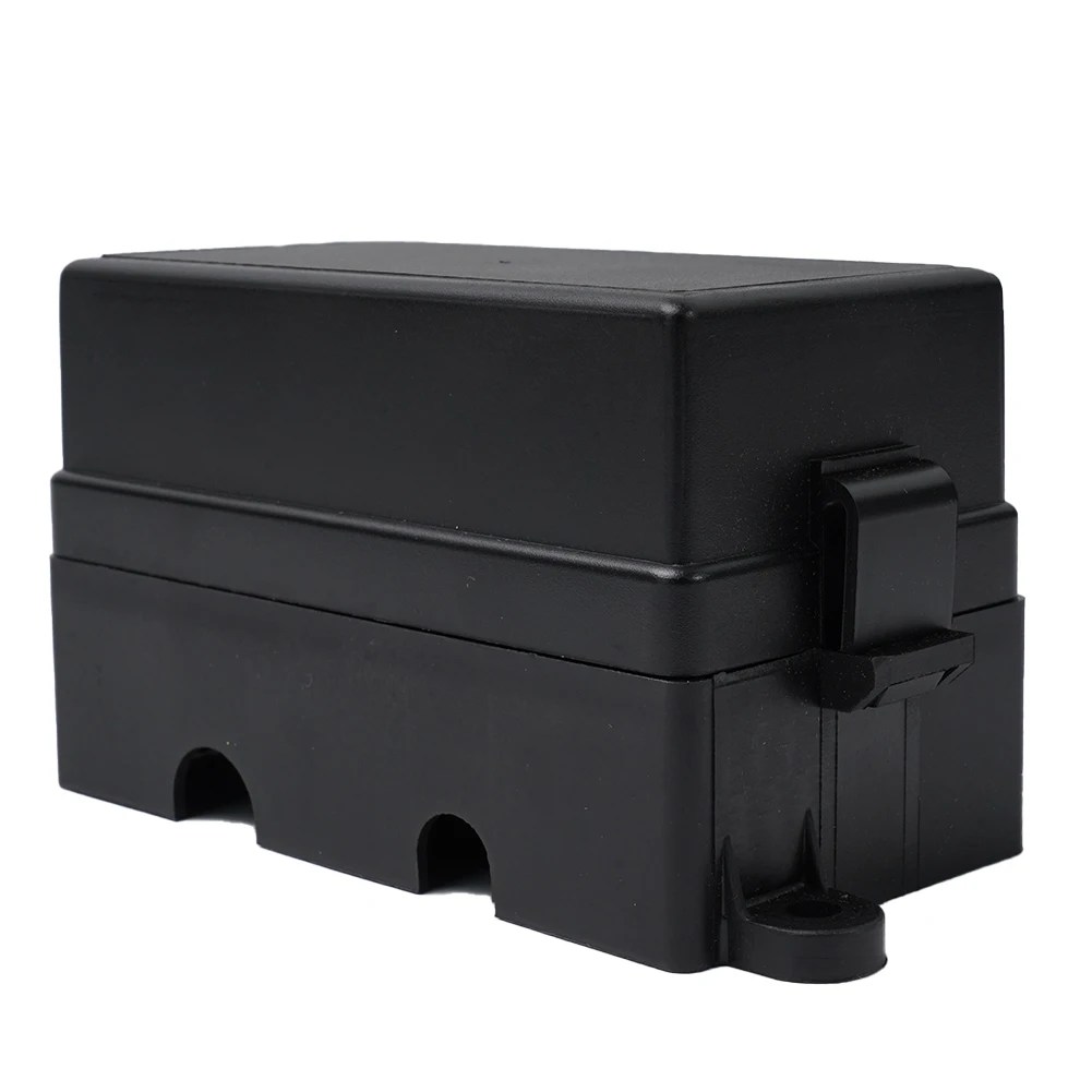 2022 Brand New Car Parts Car Shop Relay For Car Fuse Box 4 Pin Black Blade Type Fuse Holder With Fuse Terminal