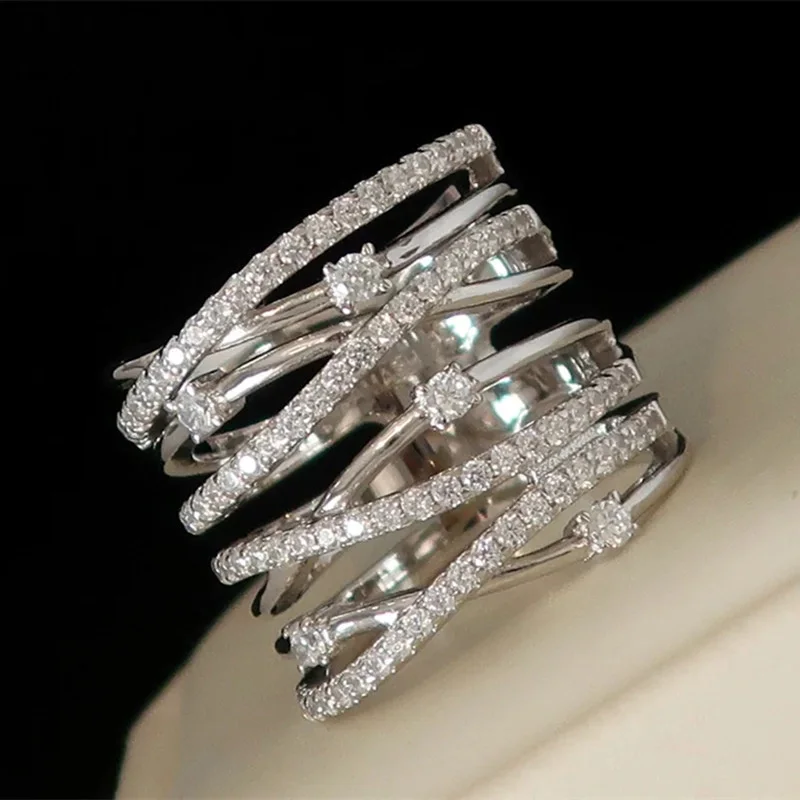 Huitan Noble Party Ring Female Gorgeous Bright Zirconia Finger Jewelry for Anniversary Brilliant Zirconia Accessories for Women