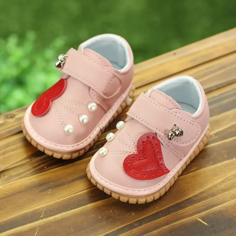 Cute Girls Squeaky Shoes for Babies Nice Design Toddler Mocassins with Bells Childhood Kids Girl Walking Shoes Children F05264