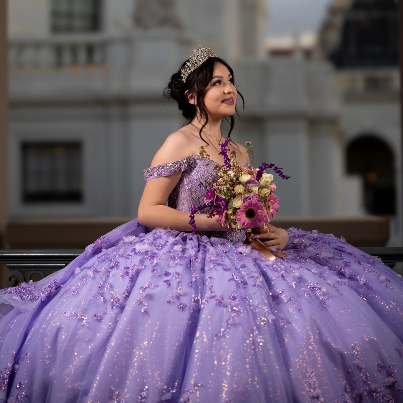 Lavender Shiny Off The Shoulder Quinceanera Dress Princess Prom Gown Appliques Lace Beads Tull Sweet 16 Dress Vestidos De 15 Anos