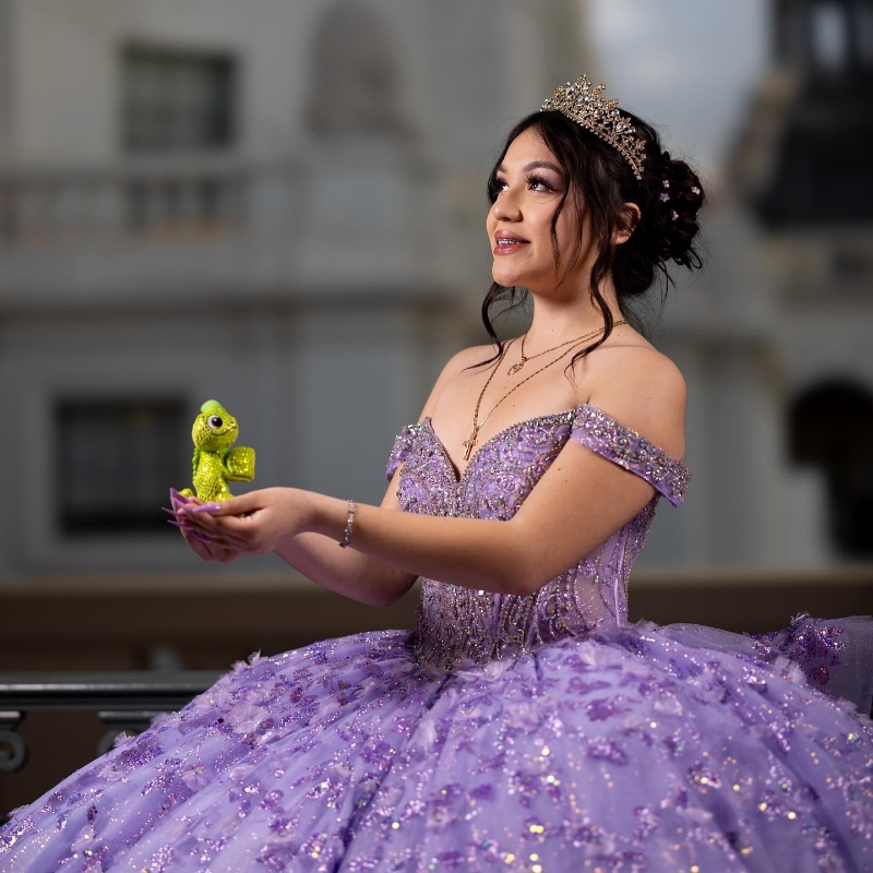 Lavender Shiny Off The Shoulder Quinceanera Dress Princess Prom Gown Appliques Lace Beads Tull Sweet 16 Dress Vestidos De 15 Anos