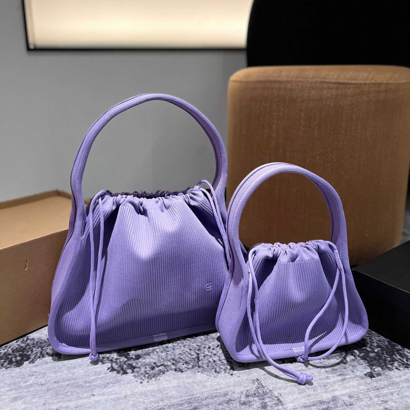 Designer Ryan Bag Reflective Rib Ribbed Knit King Satin Drawstring Stick Women's Bag Shoulder Bag Handbag Armpit Canvas Handbag 240415