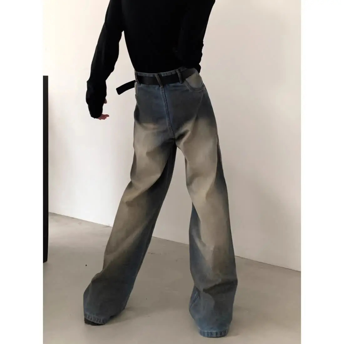 Trendy hip-hop loose fitting American street men and women washed personalized retro straight leg wide leg casual jeans y2k 240429