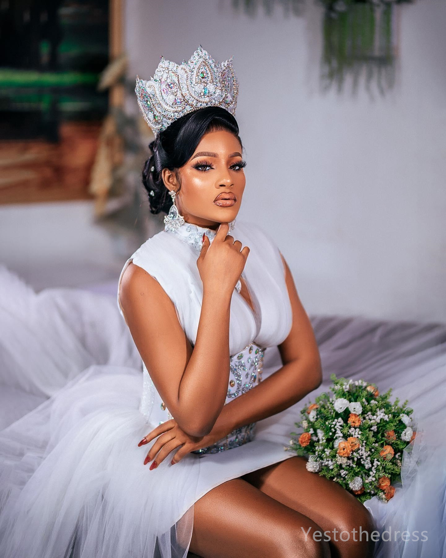 R&W 2024 Short For Bride Wedding Dresses Gowns High Neck Illusion Bridal Dress Rhies Crystals Decorated Sequined Lace Gown for Marriage D234