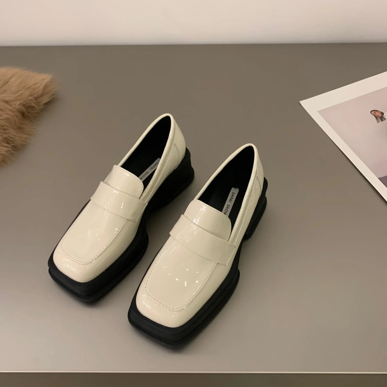 Spring Autumn Thick Soled Fashion Single Shoes Womens Shoes Square Toe Loafers British Style Small Leather Shoes 240428