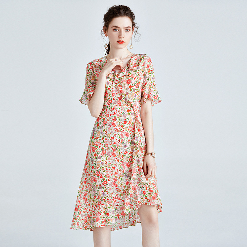 2024 high-end Mulberry Silk Dress Summer New Slim Fashion Slim French Ruffled Silk Floral A-Line Skirt v-neck small waist waist designer dresses women