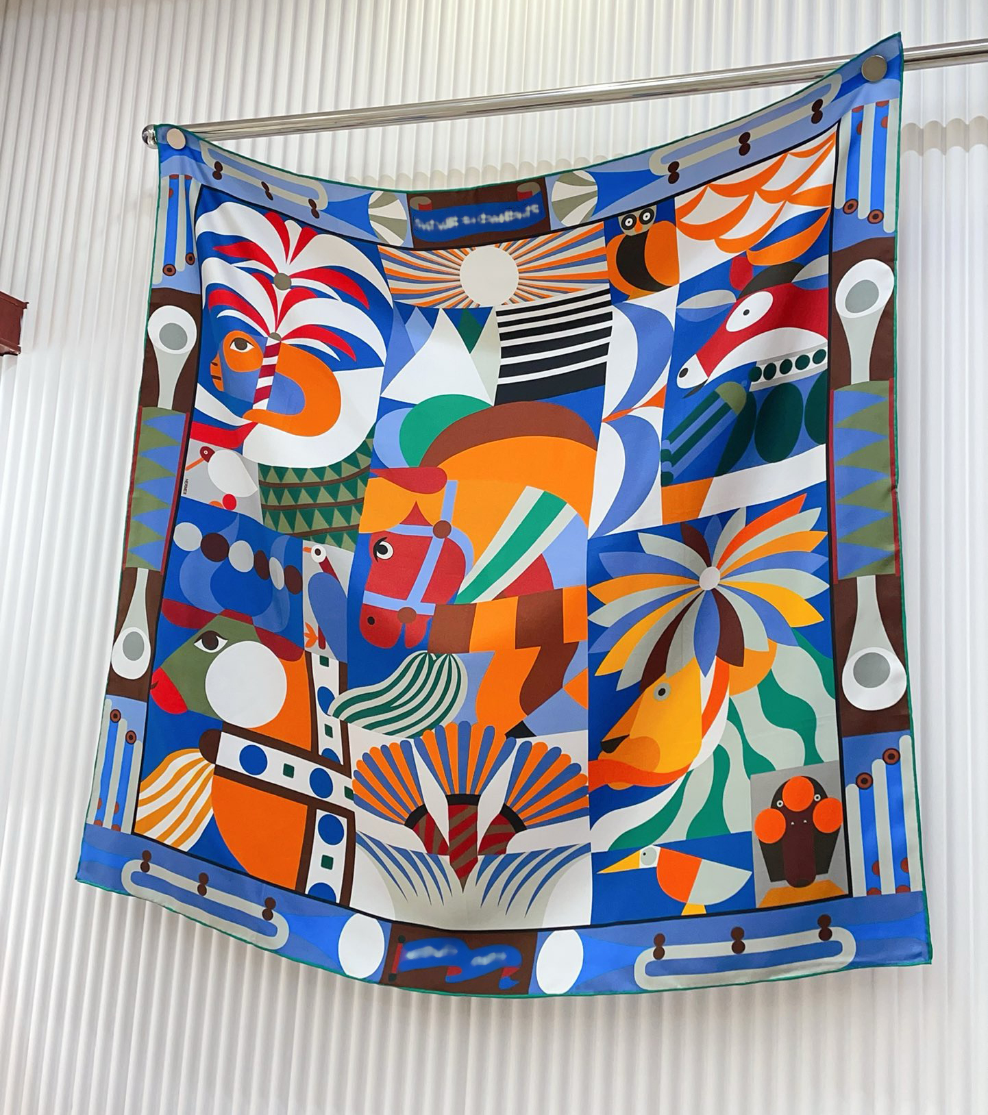 Classic Designer Scarf Women 90x90cm High Quality Soft Silk Scarf Spring And Summer Lady Shawl Travel Beach Silk Ring Scarves With Box