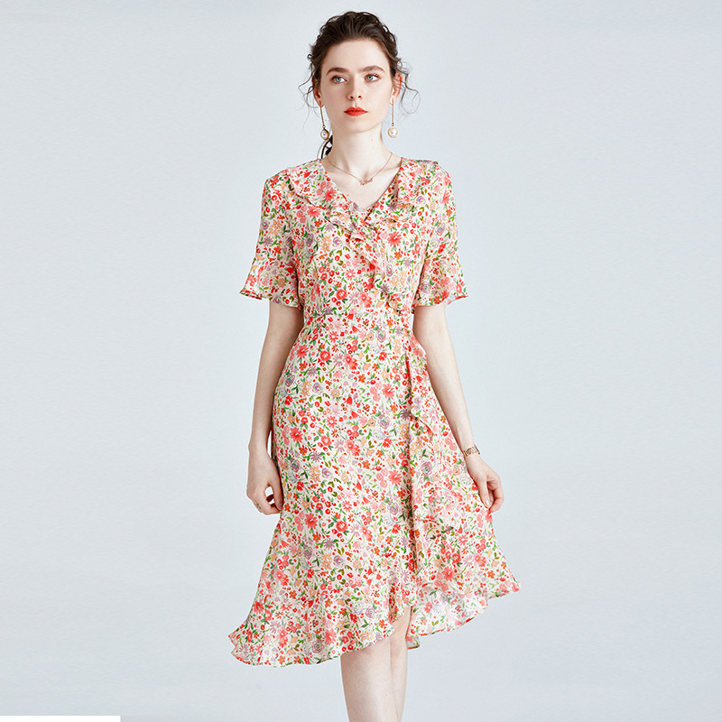 2024 high-end Mulberry Silk Dress Summer New Slim Fashion Slim French Ruffled Silk Floral A-Line Skirt v-neck small waist waist designer dresses women