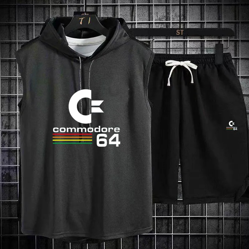 Commodore 64 T shirt Men Short Sleeved T-shirtShorts Set Beach Mens Casual Tee Shirts C64 Summer Harajuku Sportswears 240429