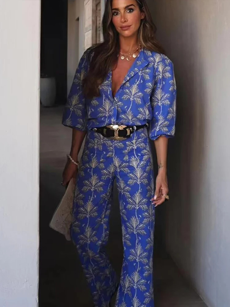 Fashion Suit Women est Temperament Joker Exquisite Printed Round Neck Shirt JacketPocket Decoration Female Pants Suit 240504