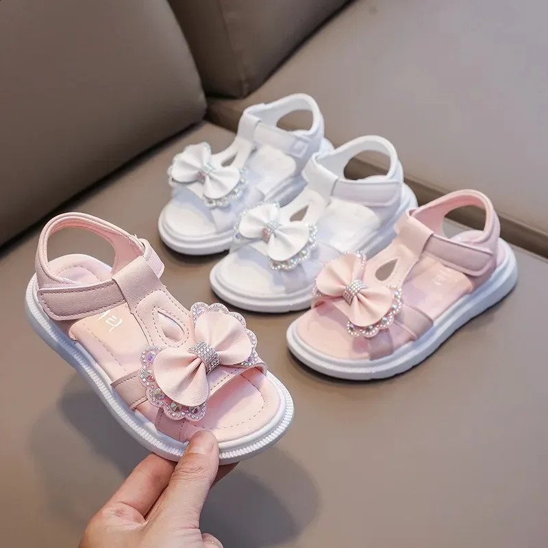 Girls Sandals Kid Summer Sweet Party Princess Beach Shoes Cute Bowknot Soft Sole Flat 240420