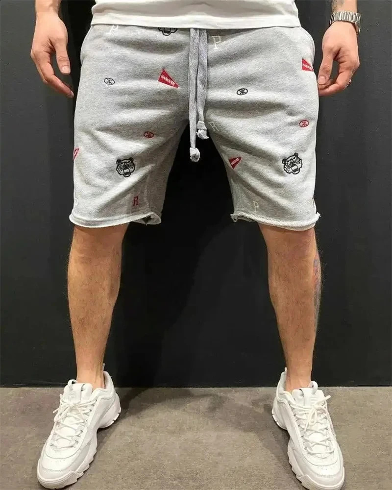 Spring Summer Men Cargo Shorts Relaxed Fit Breeches Bermuda sports Short Pants cotton Embroider Mens sweatpants 240415