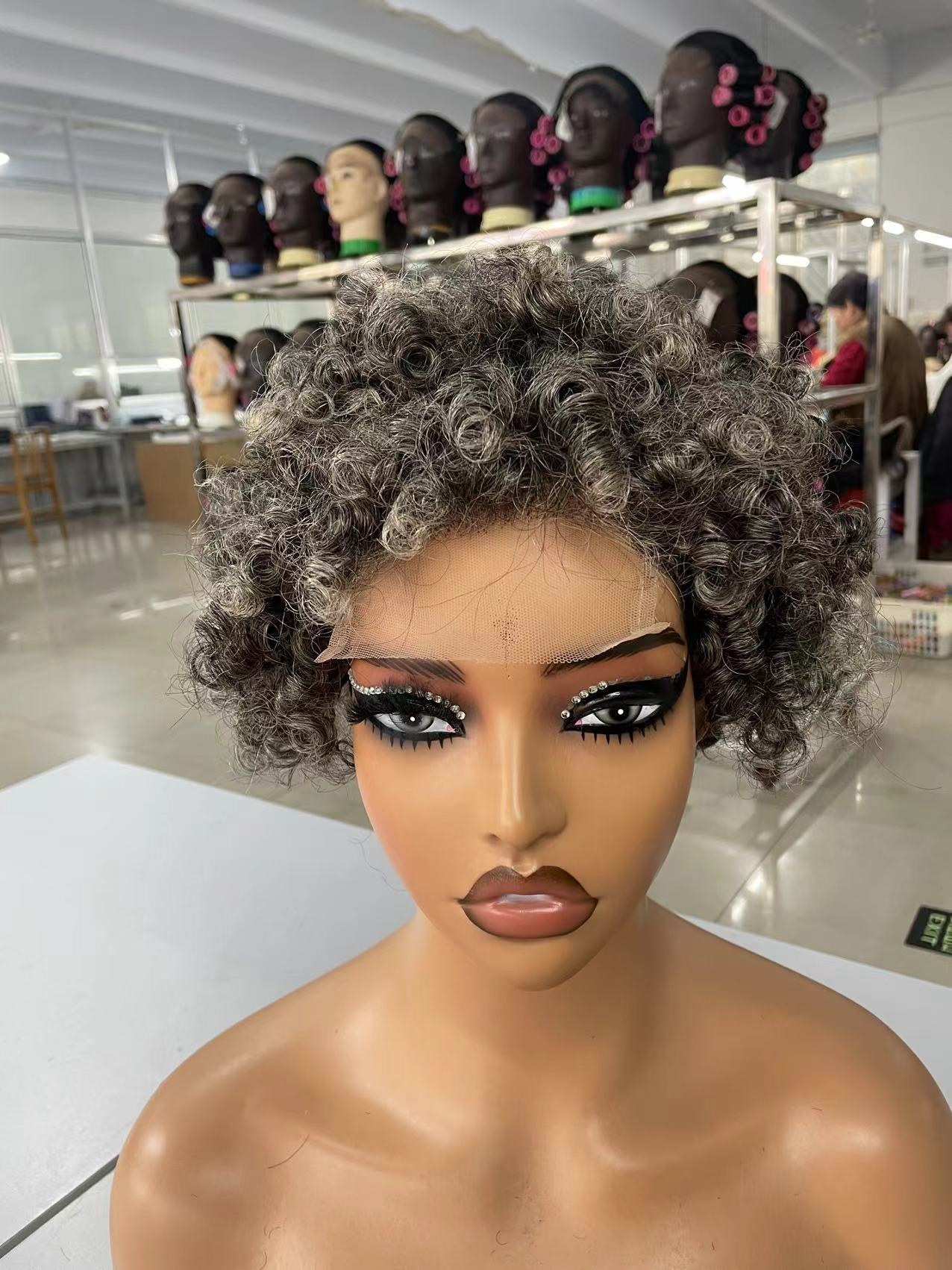 Salt & pepper short gray silver glueless kinky curly wigs pixie bob human hair wigs for black women machine made no lace breathable real natural grey