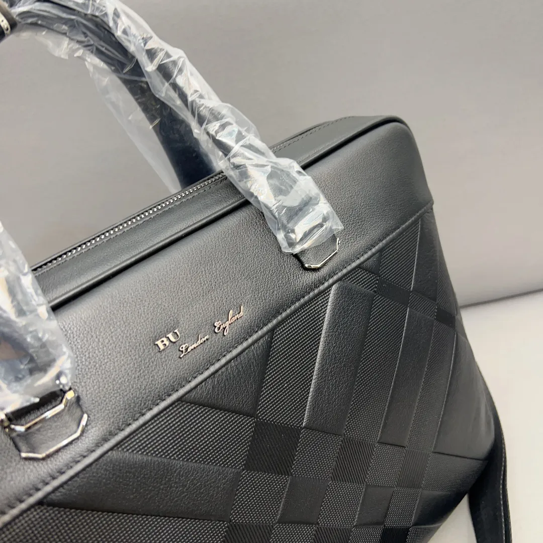 Laptop Designer Stripe Solid Color Design Large Capacity Leather Briefcase Business Men Bag Christmas Briefcases CYG24050501-20