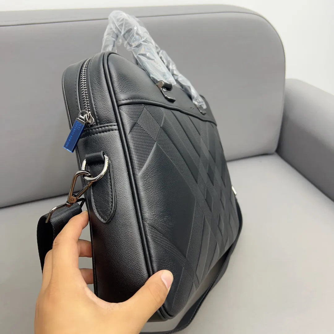 Laptop Designer Stripe Solid Color Design Large Capacity Leather Briefcase Business Men Bag Christmas Briefcases CYG24050501-20