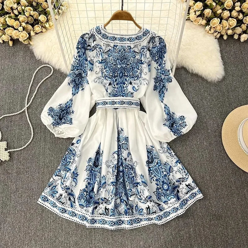 Womens Fashion Autumn Blue Print V-Neck Long Sleeve Bohemian Dress Elegant Womens Belt Lantern Sleeve Holiday Vestidos 240429