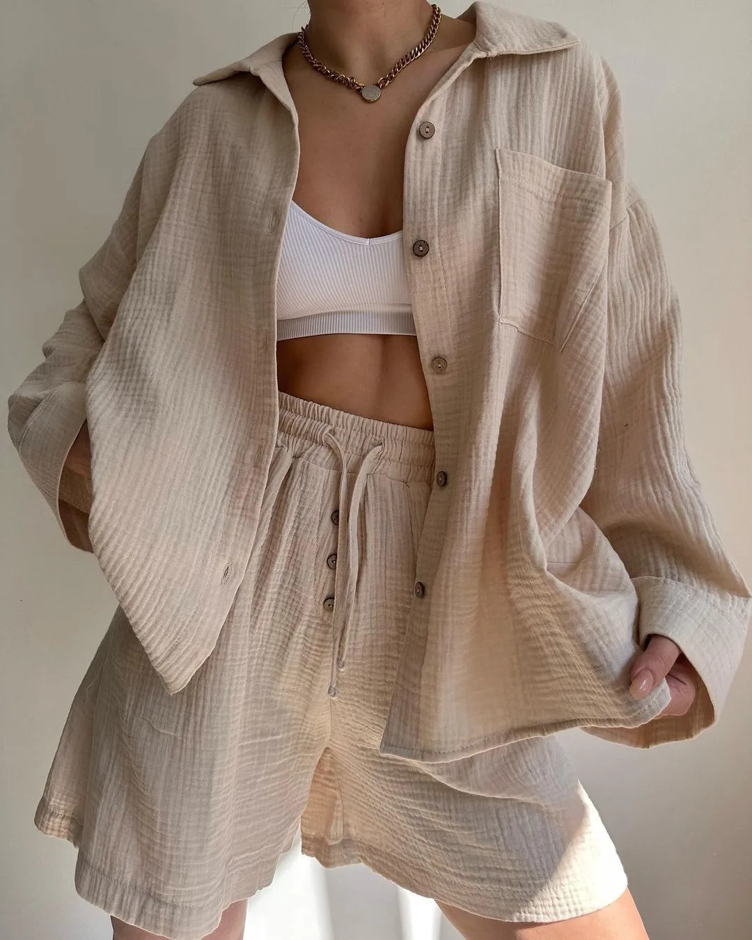 Cotton Gauze Muslim Sets For Women 2 Pieces Long Sleeve SingleBreasted Shirt With Drawstring Shorts Set Chic Ladies Tracksuit 240423