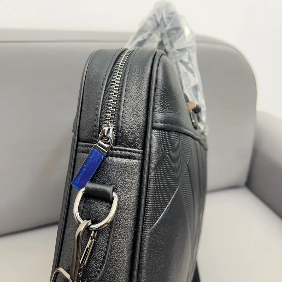 Laptop Designer Stripe Solid Color Design Large Capacity Leather Briefcase Business Men Bag Christmas Briefcases CYG24050501-20