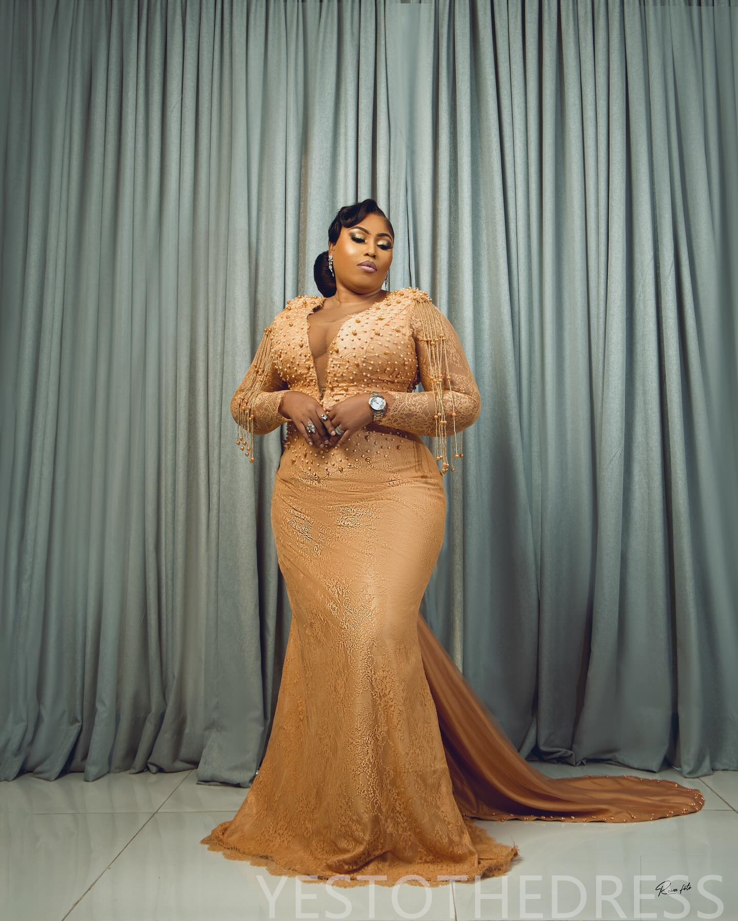 2024 Plus Size Gold Prom Dresses for Special Occasions Promdress Long Sleeves Pearls Decorated Lace Beading Tassel Birthday Party Dress Reception Gown