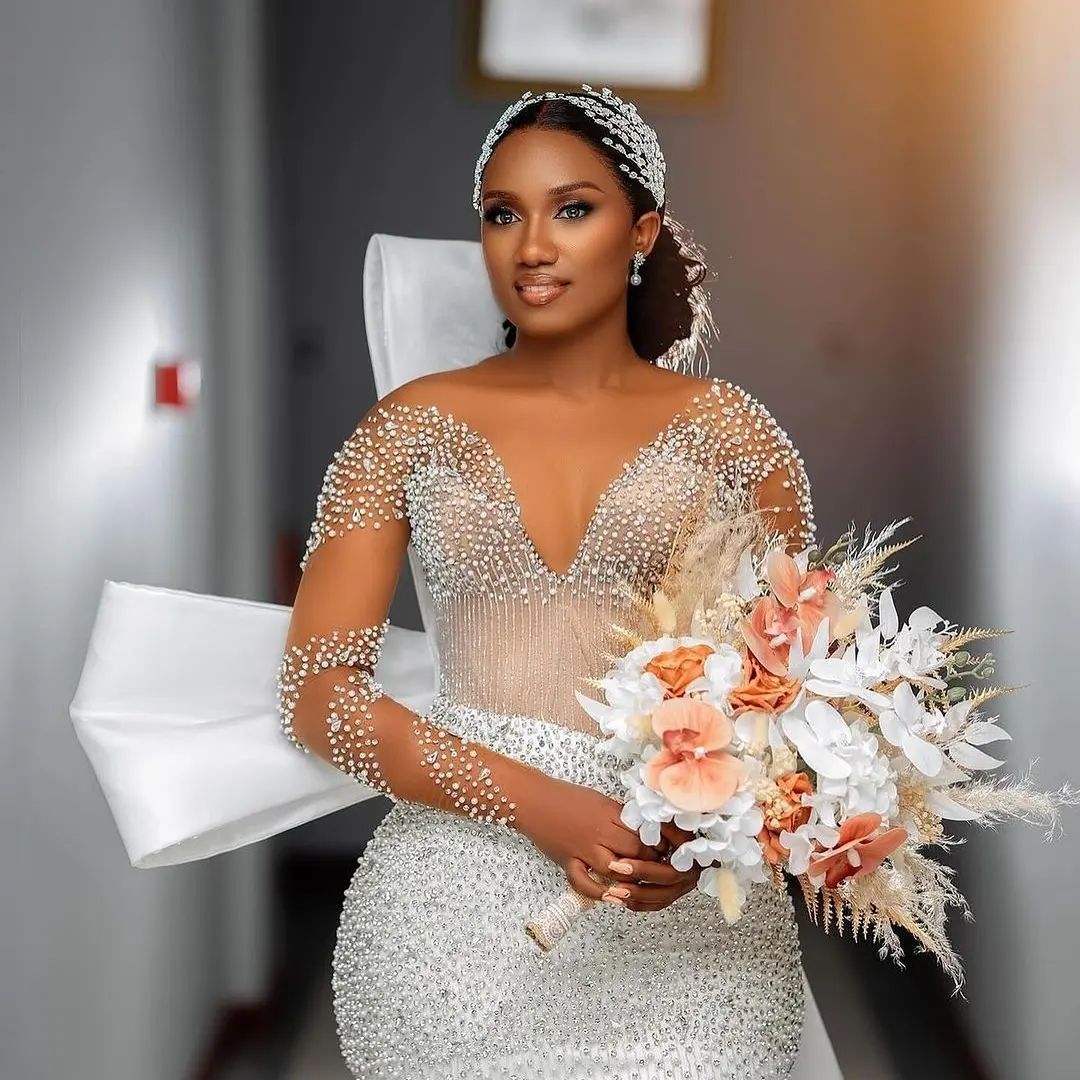 Mermaid 2024 Urious Dress Bride Bridal Long Sleeves Rhies Beaded Pearls Crystals Ruffled Wedding Gowns For Black Women Marriage D224