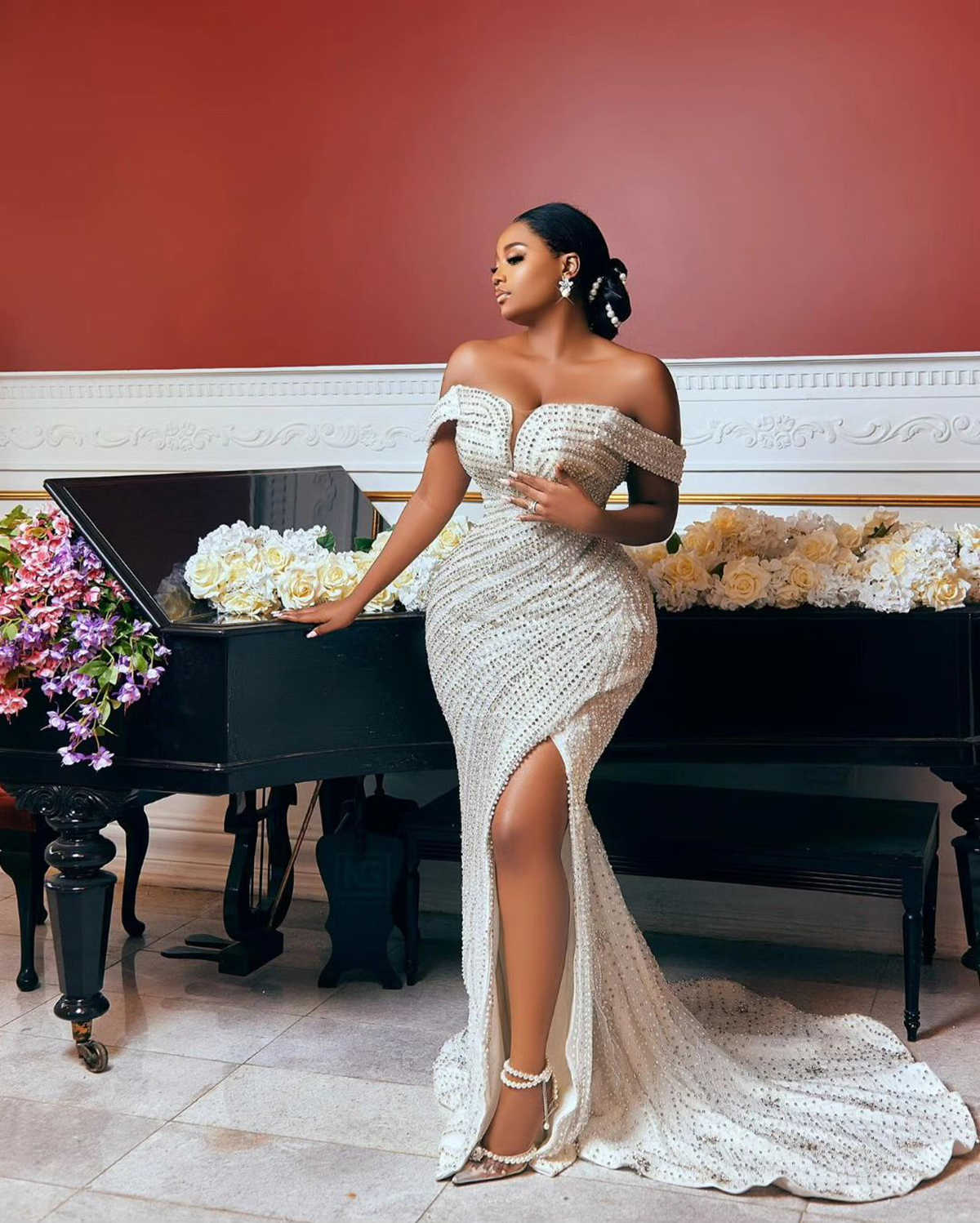 Luxury Mermaid Wedding Dresses Crystal Pearls Bridal Gowns with Detachable Train Side Split Custom Made Bride Dress Vestidos De Novia