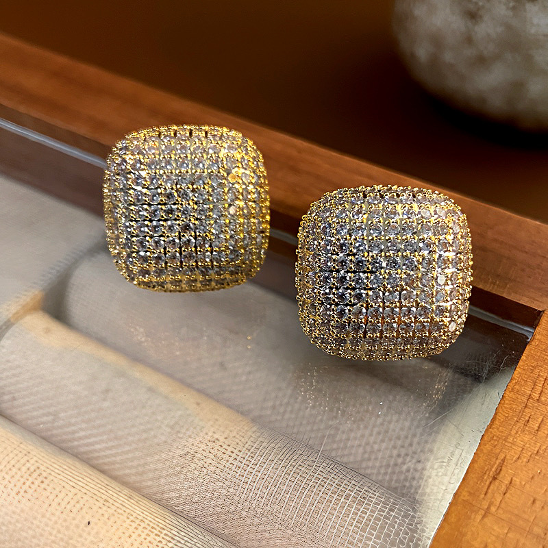 2024 Sparkg Stud Earrings Jewelry Sterg Sier Pave Emerald Lab Moissanite CZ Dia Gemstones Party Eternity Women Gold Earring Gift