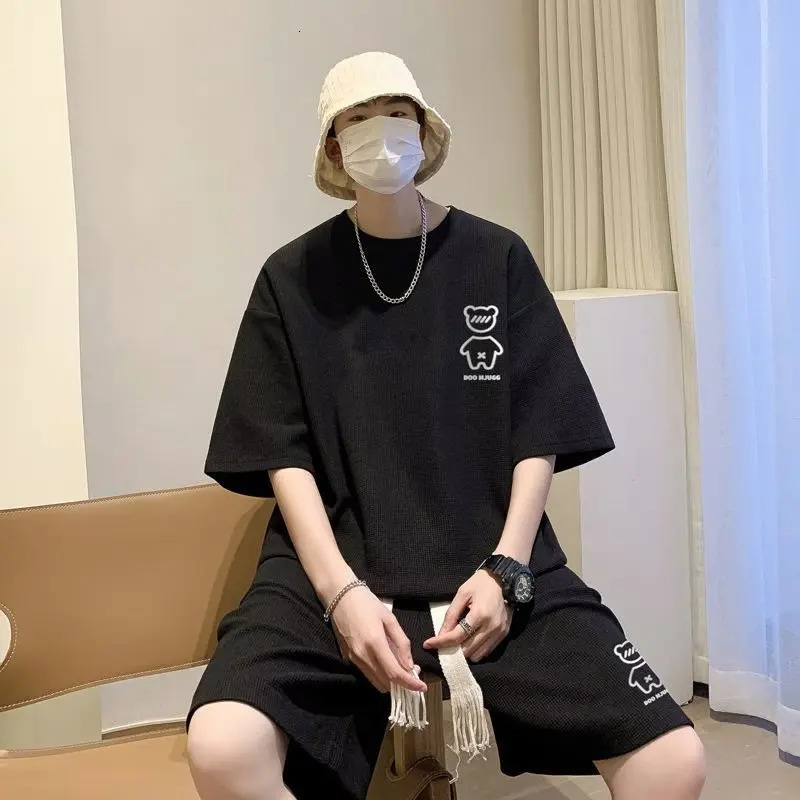 Korean Fashion Men Short Sets Hip Hop Rock Casual Short Suit Funny Bear Tshirts Shorts 2 Piece Set Summer Tracksuit Men 240429
