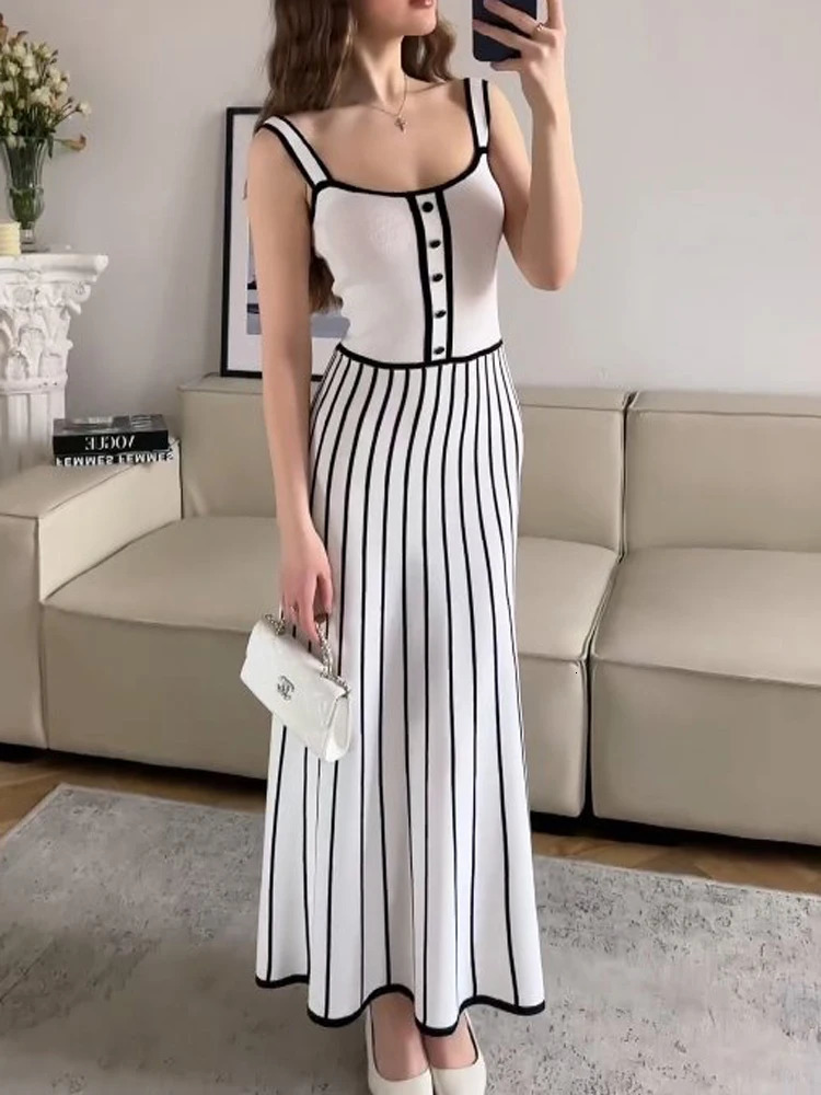Tossy Striped Knit Backless Maxi Dress Women Slim Contrast Strapless Fashion Elegant Party Dress Knitwear Female Long Dress 240429