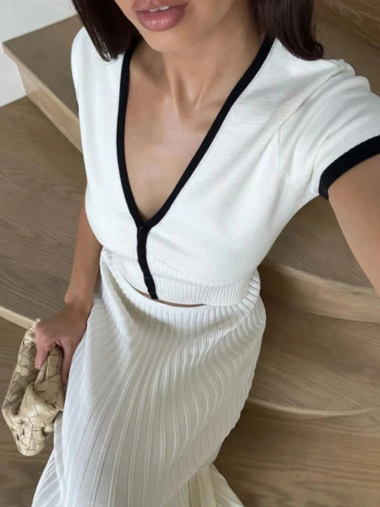 ByeMyLove Knit 2 Pieces Sets Women Crop Top And Long Skirts Outfits Matching Casual Knitwear Slim Fit Female 240423
