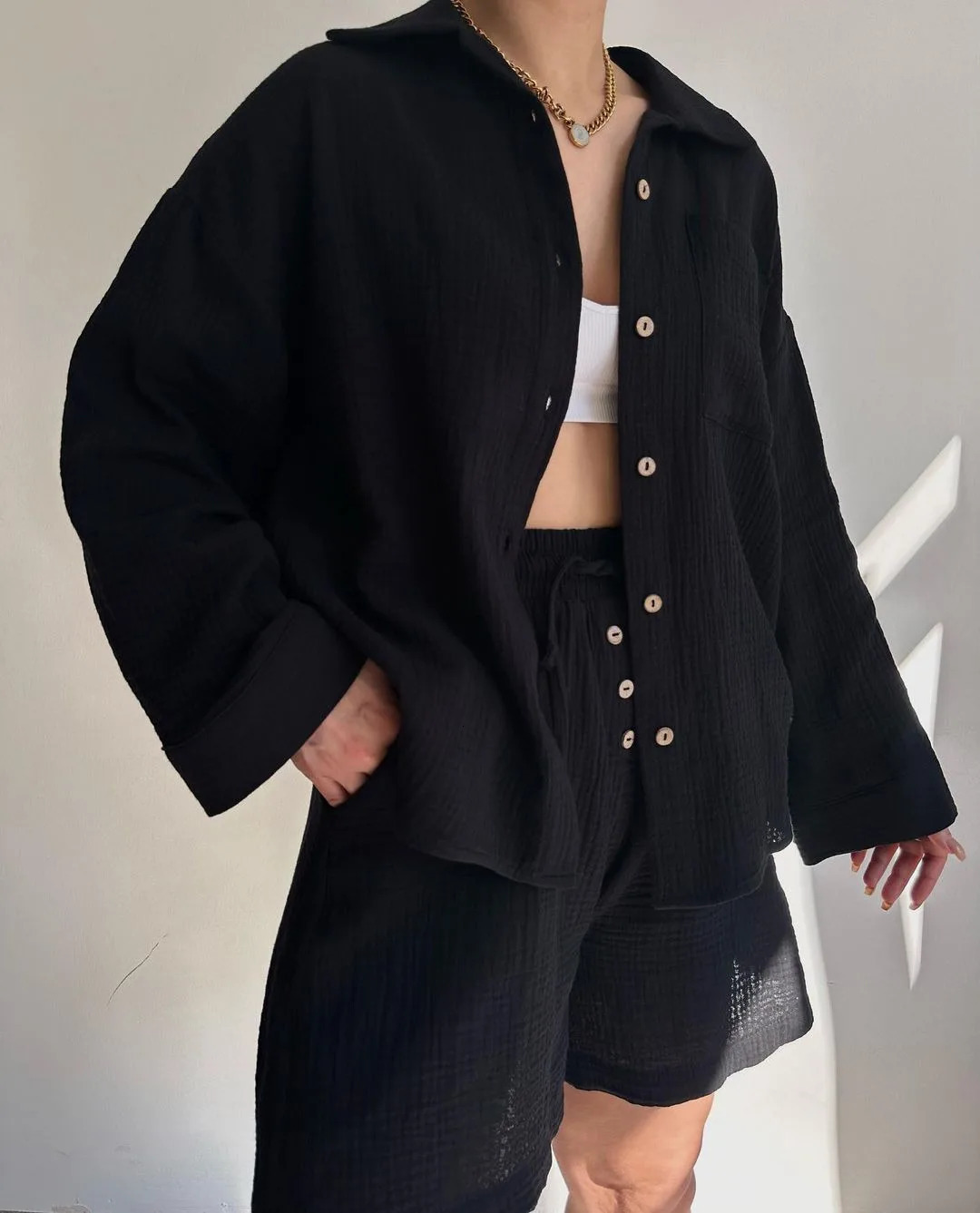Cotton Gauze Muslim Sets For Women 2 Pieces Long Sleeve SingleBreasted Shirt With Drawstring Shorts Set Chic Ladies Tracksuit 240423