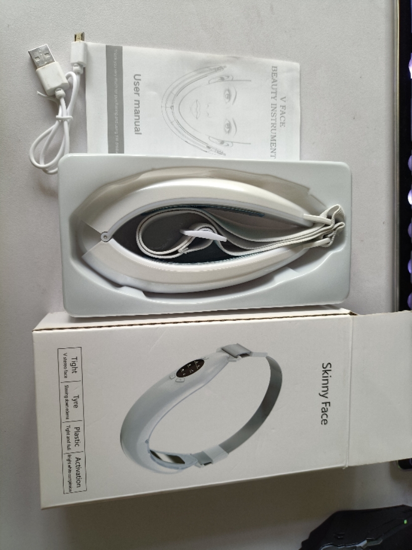 Micro current face slimming instrument for lifting tightening massage beauty color light intelligent three-dimensional V-shaped face shaping instrumen