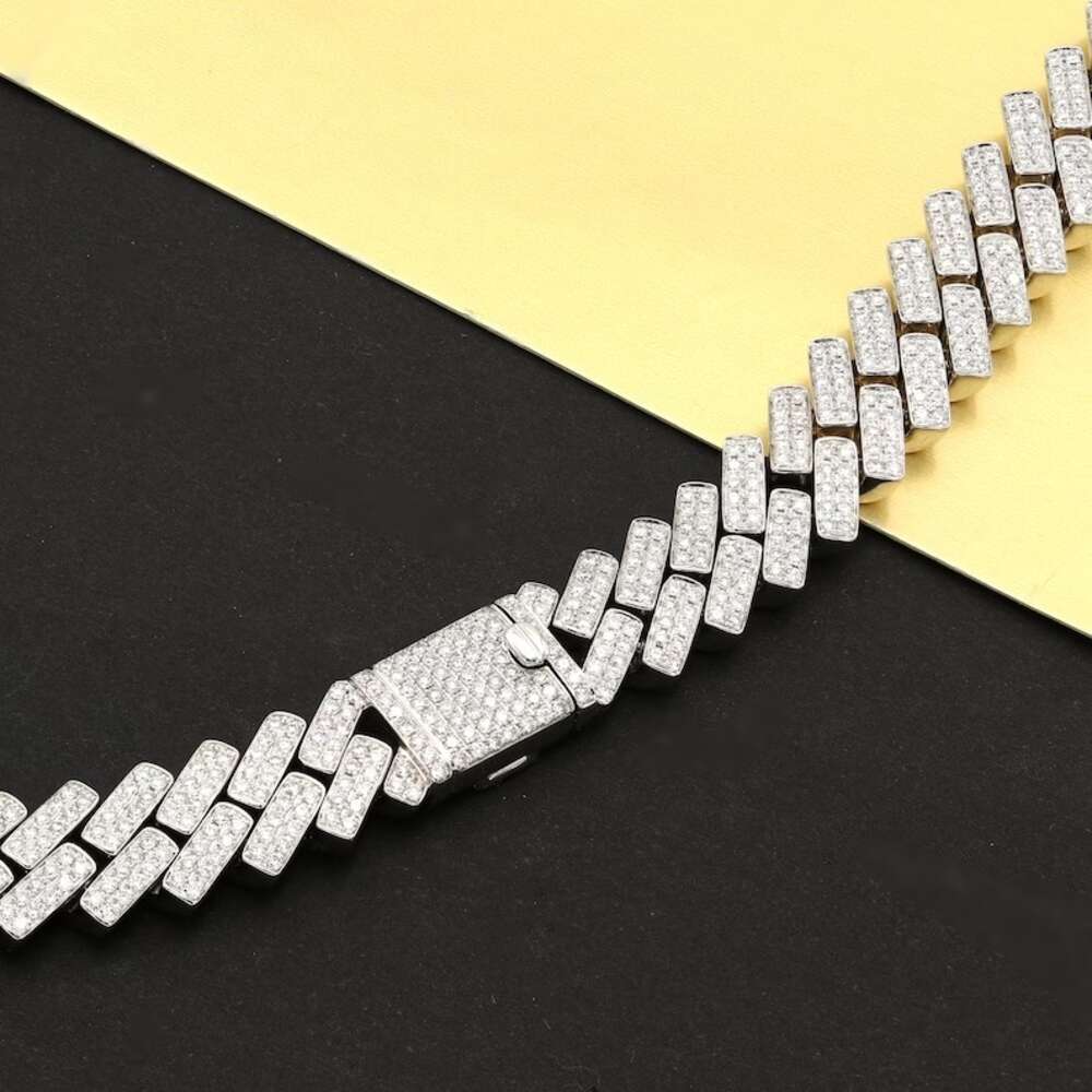 Beautiful Full White Moissanite Diamond Cuban Link Necklace 925 Starling Silver Necklace Customized Jewelry Gift for Men Women