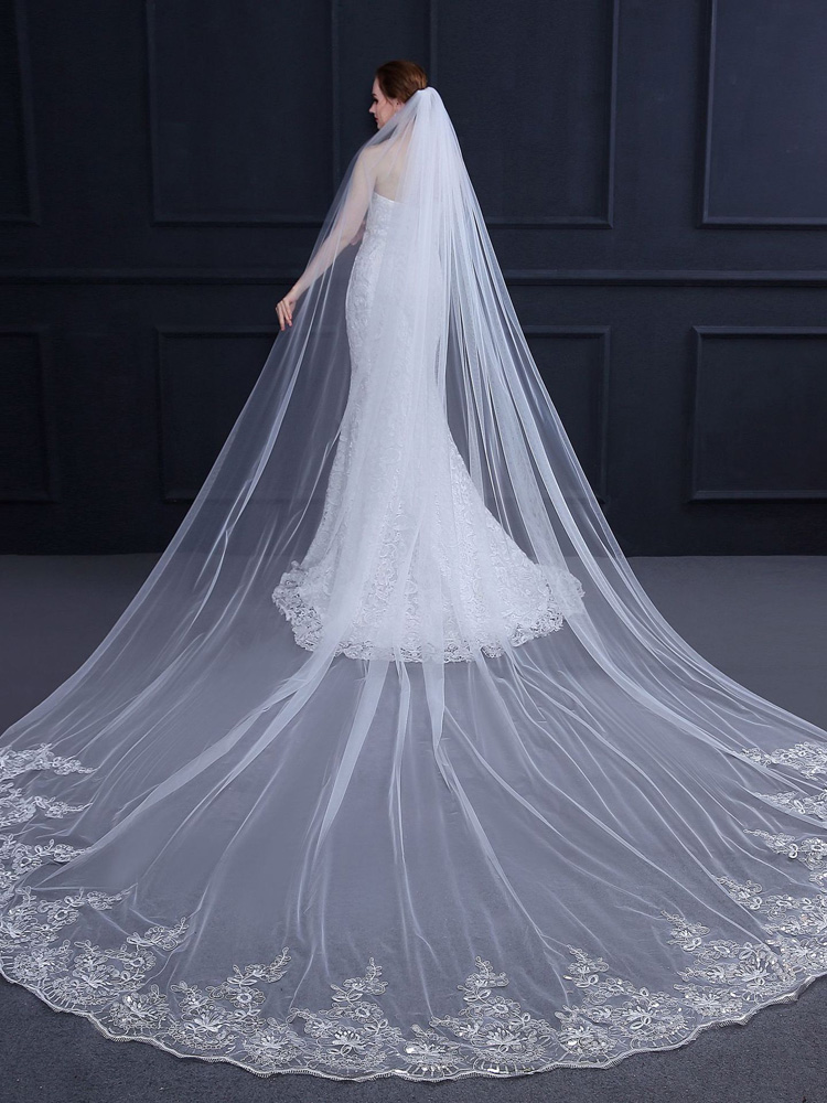 Long Wedding Veils 4m*3m 2024 Bridal Veils Soft Tulle with Sparkling Sequins Beads Applique Wedding Accessories