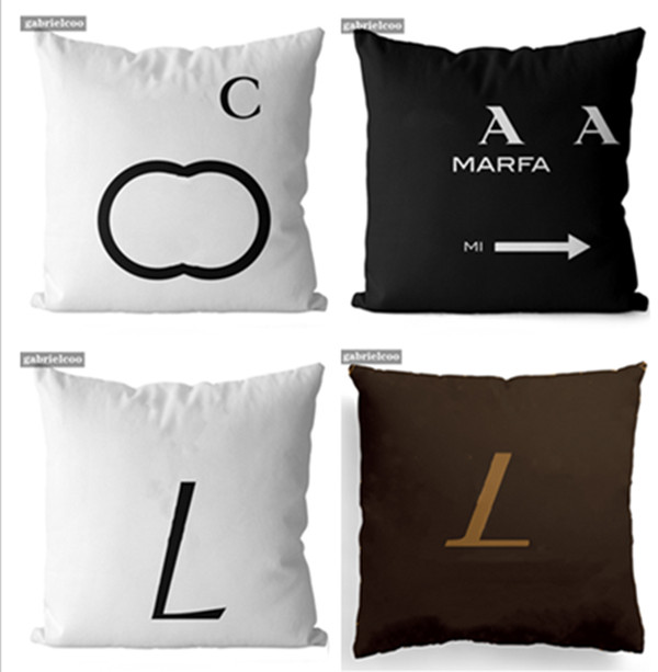 Designer Colorful Black white brown Pillow Classic Letter Printed Home Throw Pillow Cover Minimalist Sofa Decoration Cushion 45 * 45 cm Pillow Core Detachable