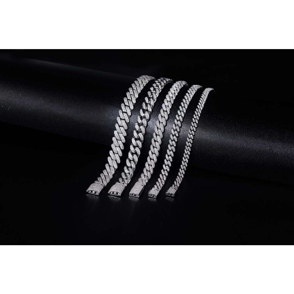 Dortnover Dainty Moissanite Circular Oxidation Cuban Necklace 8mm S925 Sterling Silver Choker Mosinite Diamonds Necklace Pendant