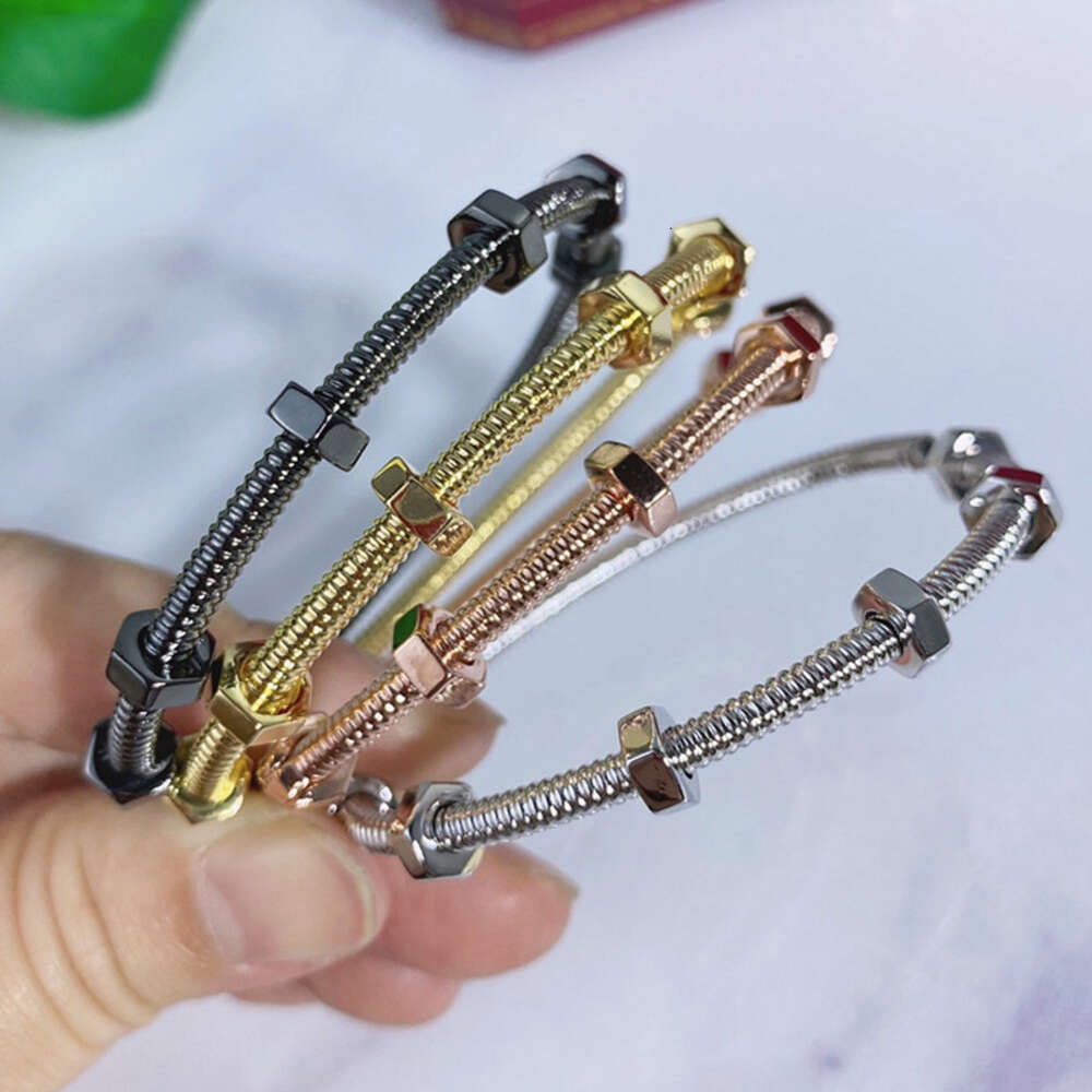 Classic Design Double Bolt Nut Neutral Bracelet for Men Simple and Versatile Fashion Brand Jewelry Party Gift