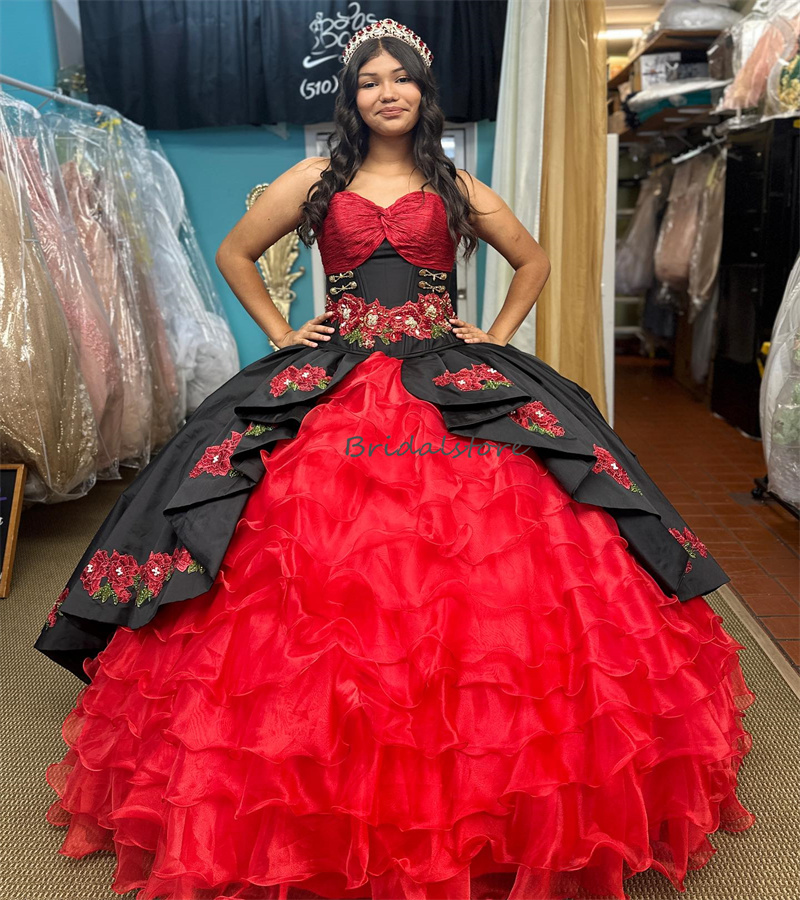 Mexican Black Charro Quinceanera Dresses 2024 Sweetheart Tiered Ruffles Red Organza Vestidos De Xv 15 Anos Beaded Flowers Fifteen Birthday Party Gown 