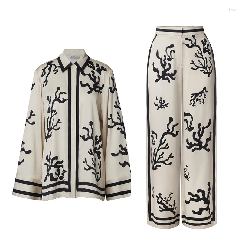 Womens Two Piece Pants Fashion Printed Long Pant Set For Women Casual Lapel Sleeve Blouse Wide Leg Trousers 2024 Stylish Loose