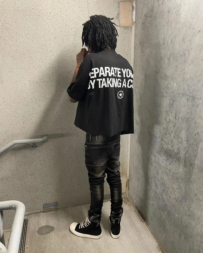 American Trendy Gothic Punk Letter Printed Oversized T-Shirt Mens Y2K Street Hip-Hop Loose Versatile Casual Cotton Top 240429