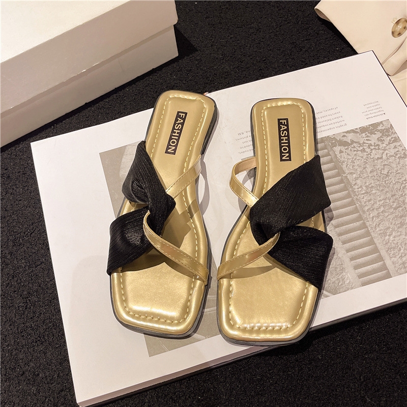 new niche end French High matching skirt sandals small fragrant style slippers for women to wear in spring Lhshoe sprg