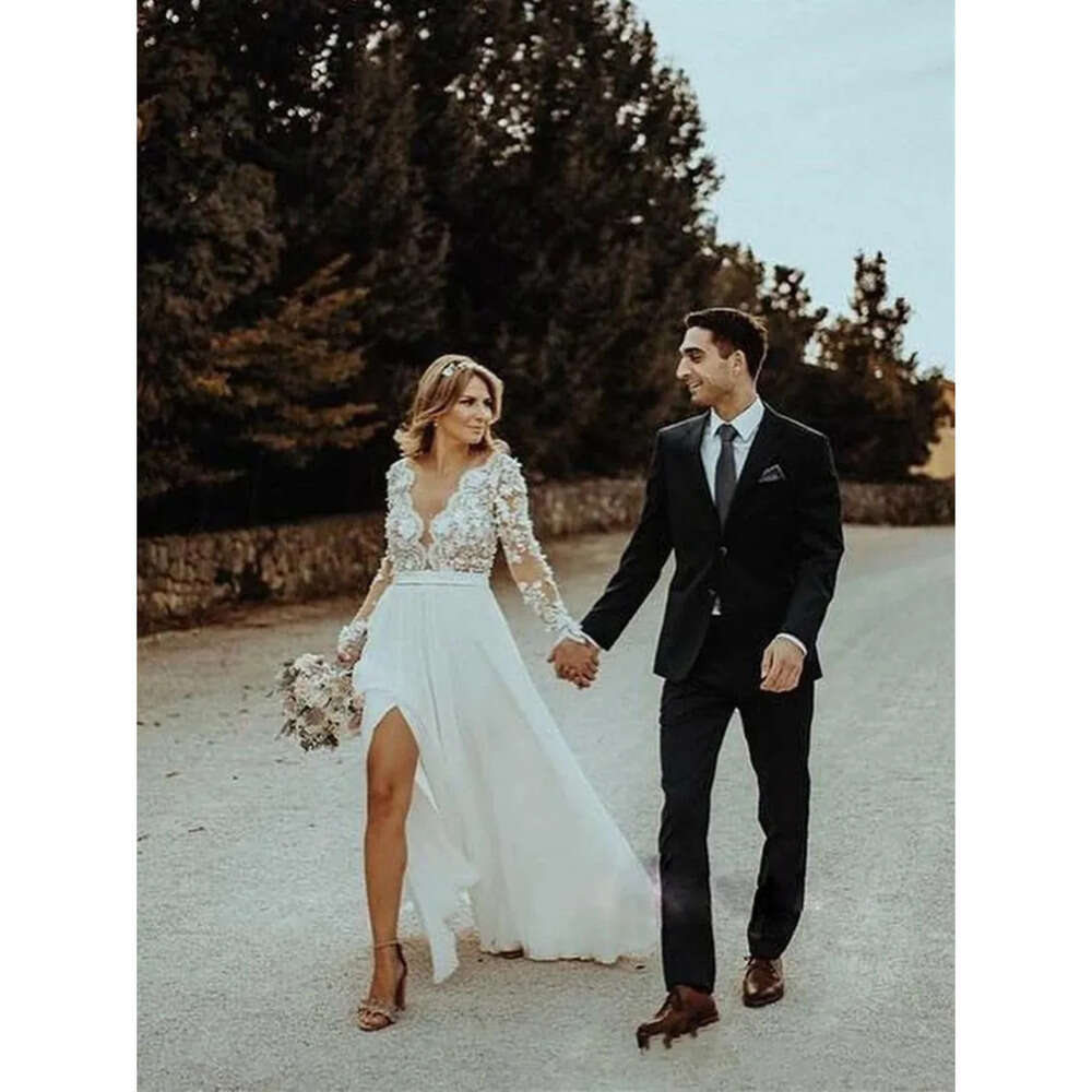 Beach Long Sleeves Boho Wedding Dresses Bridal Gown Chiffon Side Slit Sexy Scalloped D Floral Applique Floor Length Illusion Bodice Custom Made Vestid