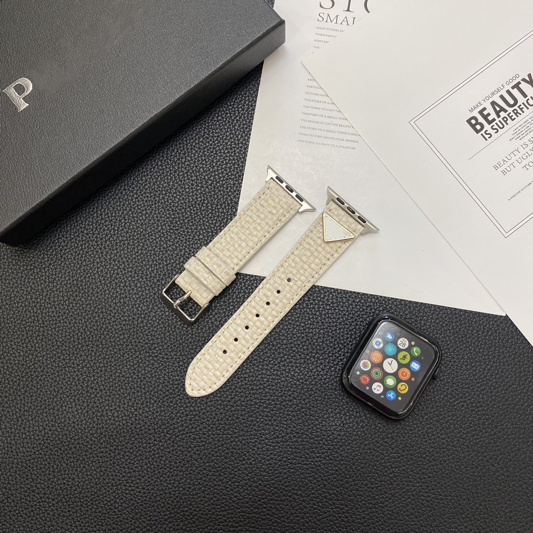 Top Designer Straps Gift Watchbands for Apple Watch Band 45 42 38 40 44 49 mm bands Leather Strap Bracelet Fashion P Flower White Square Wristband iwatch 8 7 6 5 4 SE